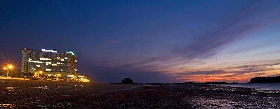 Image of Beache Palace Resort night View